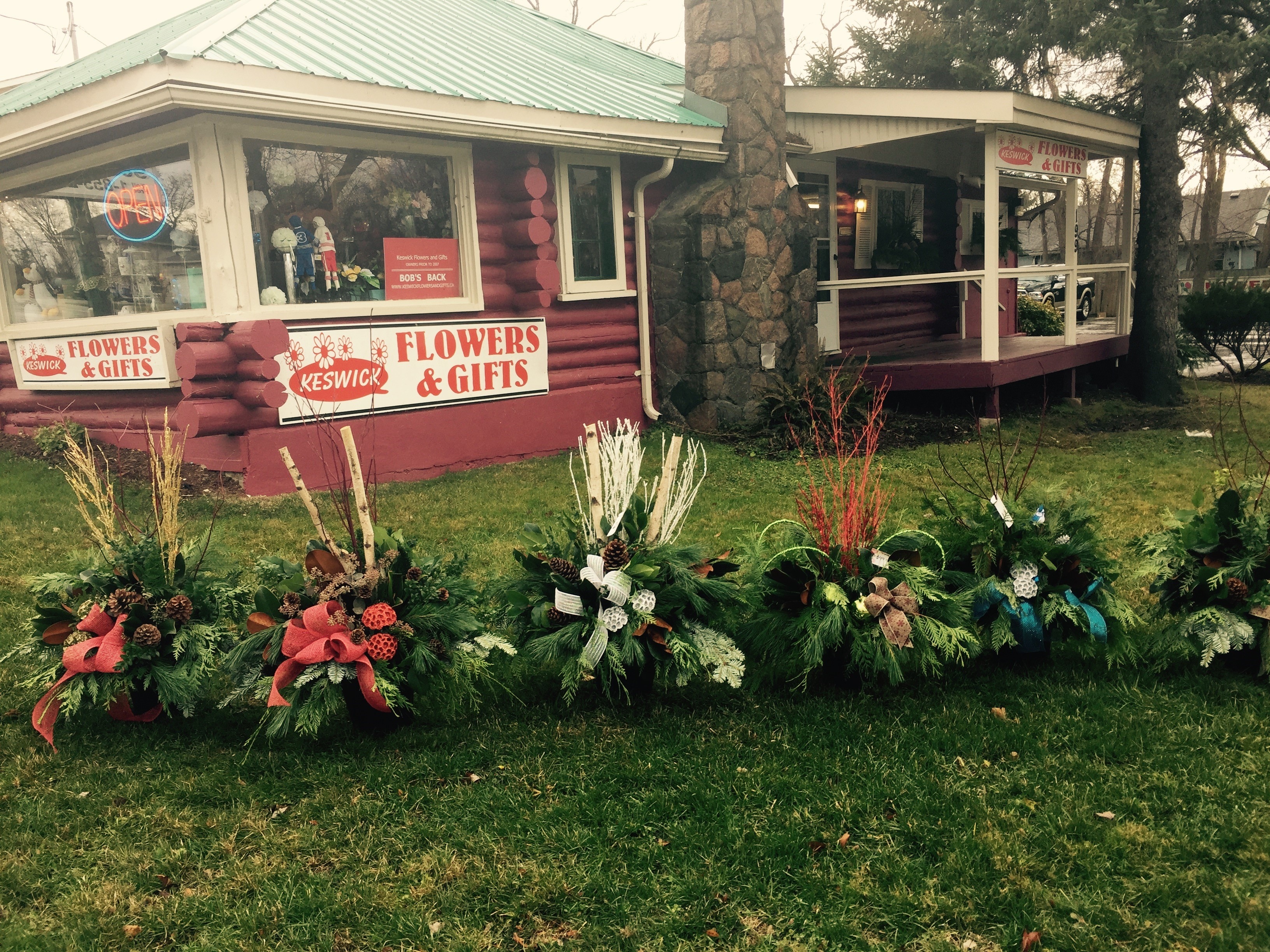 About Keswick Flowers & Gifts Keswick, ON Florist